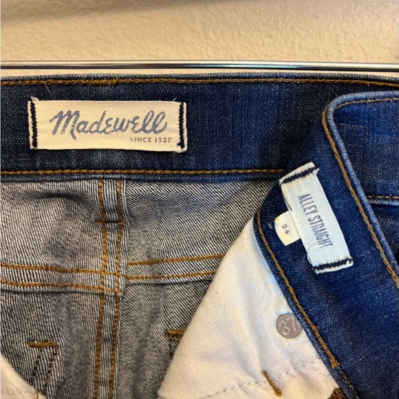 Madewell Alley Straight Jeans - Picture 6 of 6